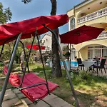Dora Apartment