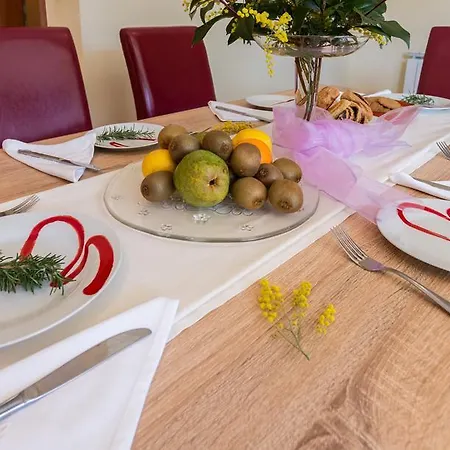 Apartament Dora Medulin